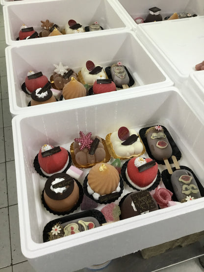 PARTYBOX 2026 (assortiment 10 x 1-pers. ijstaartje)
